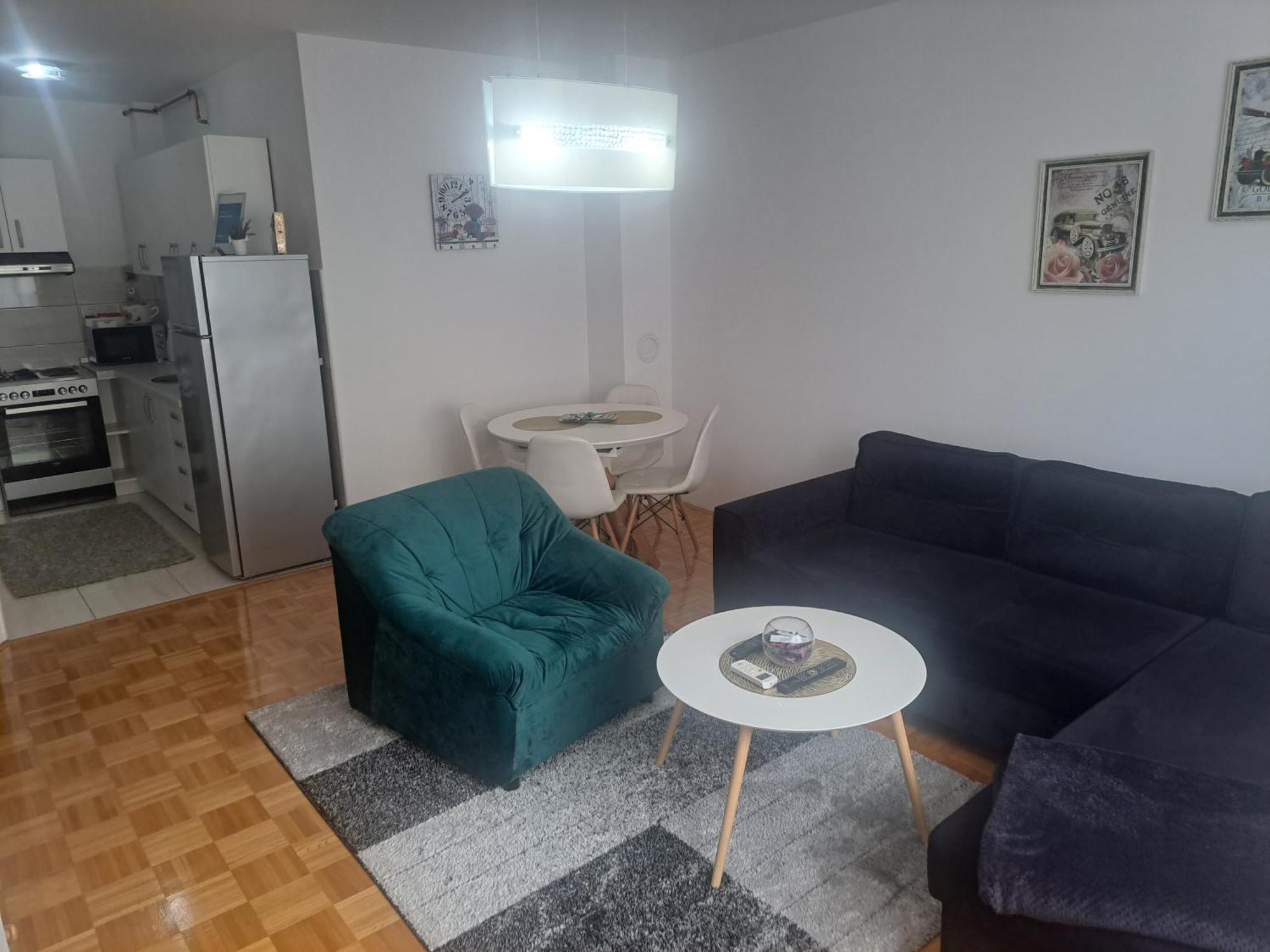 Apartman Carica Високо Екстериор снимка