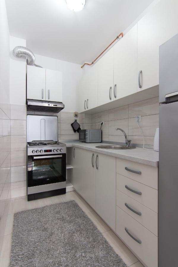 Apartman Carica Високо Екстериор снимка