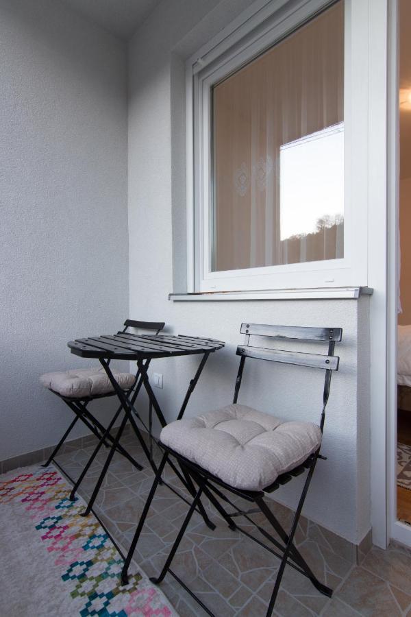 Apartman Carica Високо Екстериор снимка